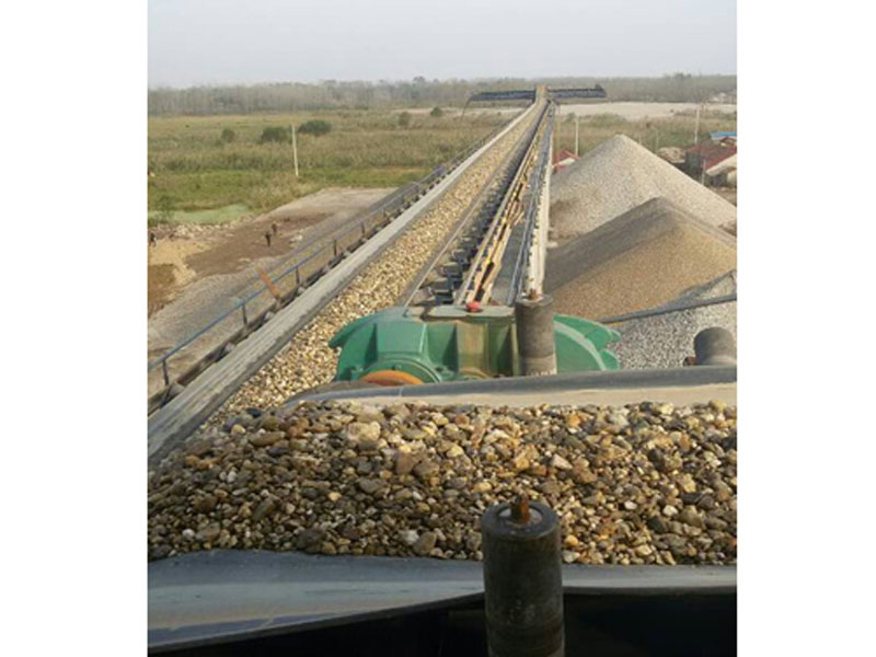 皮帶輸送機(jī) 皮帶輸送機(jī)